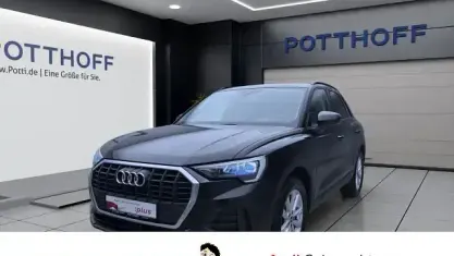Gebraucht Audi Q3 Comfort 150 PS (110 kW) 2022 Mythosschwarz metallic SUV