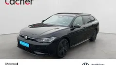 Gebraucht 2024 VW Passat R-line Kombi | 43.890 € (Superpreis)