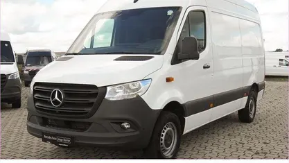 Weiß Gebraucht 2024 Mercedes Sprinter Van | 38.021 € (Superpreis)