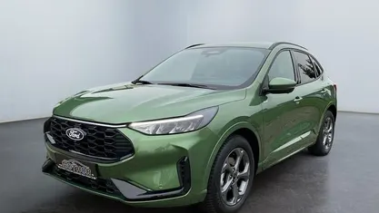 Usata Ford Kuga ST-Line 242 CV (177 kW) 2025 Verde SUV