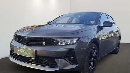 Grau Gebraucht 2023 Opel Astra GS Line Limousine | 21.995 € (Fairer Preis)