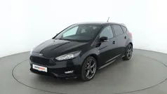 Schwarz Gebraucht 2017 Ford Focus ST-Line Limousine | 13.590 € (Fairer Preis)