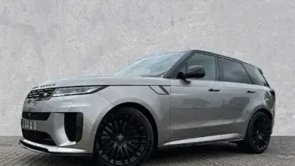 Gebraucht Land Rover Range Rover Sport 635 PS (467 kW) 2024 Silber SUV