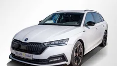 Moonweiss metallic Gebraucht 2024 Skoda Octavia SportLine Kombi | 31.350 € (Superpreis)