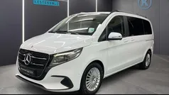 Gebraucht 2024 Mercedes V300 Van / Kleinbus | 69.990 € (Superpreis)