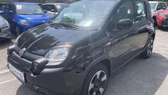Schwarz Gebraucht 2023 Fiat Panda Cross Cross Kleinwagen | 11.998 € (Fairer Preis)