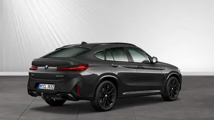 Gebraucht BMW X4 M Sport 190 PS (139 kW) 2023 SUV