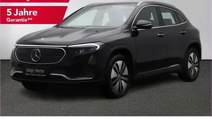 Lack kosmosschwarz Gebraucht 2021 Mercedes EQA250 Electric Art SUV | 28.330 € (Fairer Preis)