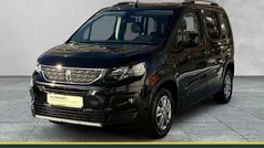 Onyx schwarz Gebraucht 2021 Peugeot Rifter Allure Van / Kleinbus | 25.490 € (Fairer Preis)