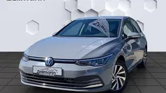 Gebraucht 2021 VW Golf VIII Style Limousine | 24.477 € (Fairer Preis)