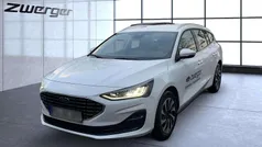 Frost weis Gebraucht 2024 Ford Focus Titanium Kombi | 25.800 € (Fairer Preis)