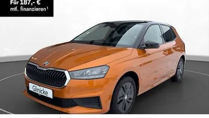 Gebraucht Skoda Fabia Ambition 95 PS (69 kW) 2022 Phoenix orange metallic Kleinwagen