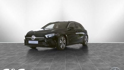 Używany Mercedes A250 Advanced 160 KM (117 kW) 2022 Czarny Sedan/Limuzyna