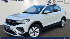 Ascotgrau Gebraucht 2025 VW T-Cross Life SUV | 21.579 € (Fairer Preis)