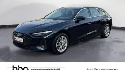 Gebraucht Audi A5 Ambiente 150 PS (110 kW) 2025 Firmamentblau metallic Coupé