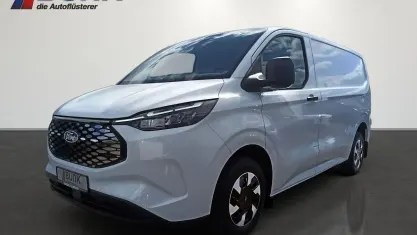 Gebraucht Ford E-Transit Trend 160 kW (218 PS) 2025 Frozen white Van