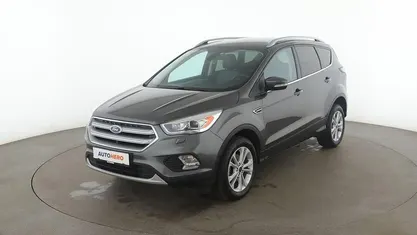 Grau Gebraucht 2016 Ford Kuga Titanium SUV | 12.970 € (Fairer Preis)