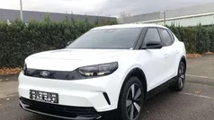 Frozen white Gebraucht 2025 Ford Capri Limousine | 44.780 € (Guter Preis)