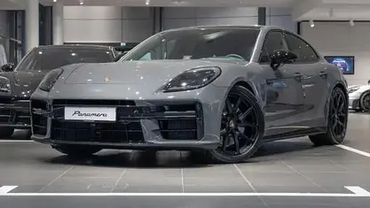 Neu Porsche Panamera 4 470 PS (345 kW) 2025 Grau Limousine