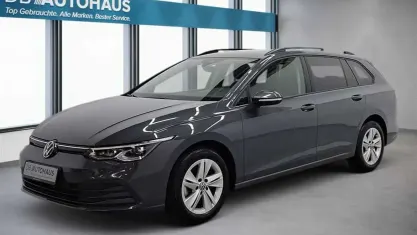 Second-hand VW Golf VIII Life 131 CP (96 kW) 2024 Gri Break