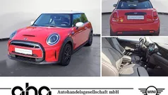 Rot Gebraucht 2023 Mini Cooper SE Classic Kleinwagen | 18.990 € (Guter Preis)