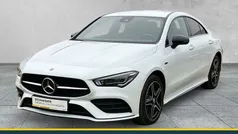 Digital weiß Gebraucht 2020 Mercedes CLA250e AMG line Limousine | 31.490 € (Etwas zu teuer)