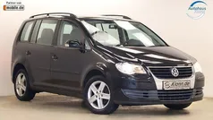 Schwarz Gebraucht 2007 VW Touran Van / Kleinbus | 4.999 € (Fairer Preis)