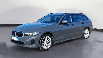 Gebraucht BMW 320 Sport Line 184 PS (135 kW) 2023 Kombi