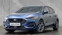 Chrome blue metallic Gebraucht 2024 Ford Focus ST-Line X Limousine | 26.250 € (Fairer Preis)