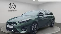 Grün Neu 2025 Kia Ceed Sportswagon GT-Line Kombi | 31.395 € (Fairer Preis)