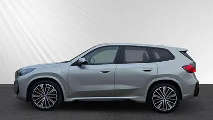 Gebraucht BMW iX1 Comfort Edition 200 kW (272 PS) 2023 Silber SUV