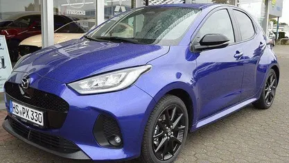 Neu Mazda 2 Homura-Line 116 PS (85 kW) 2025 Blau Kleinwagen
