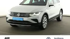 Pure white Gebraucht 2022 VW Tiguan Elegance SUV | 32.690 € (Fairer Preis)