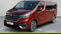 Rot Neu 2025 Renault Trafic Van | 50.490 € (Etwas zu teuer)