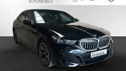 Używany BMW 520 M Sport 197 KM (144 kW) 2025 Czarny Sedan/Limuzyna