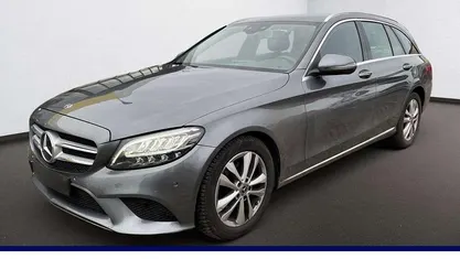 Gebraucht Mercedes C220 Avantgarde 194 PS (142 kW) 2019 Selenitgrau Kombi