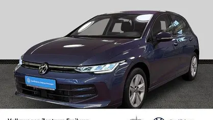 Blau Gebraucht 2024 VW Golf VIII Limousine | 26.500 € (Fairer Preis)