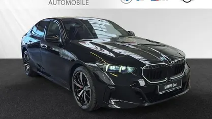 Nouă BMW 530e M Sport 299 CP (219 kW) 2026 Negru Berlinǎ