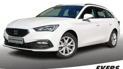 Używany Seat Leon Style 150 KM (110 kW) 2021 Biały Sedan/Limuzyna