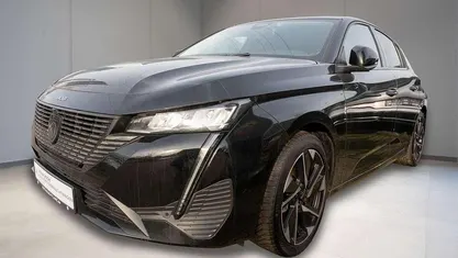 Schwarz Gebraucht 2023 Peugeot 308 Allure Kleinwagen | 22.990 € (Fairer Preis)