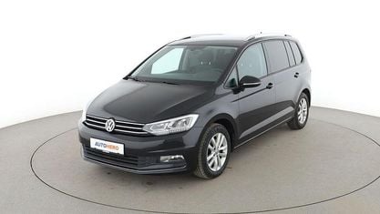 Gebraucht VW Touran Comfortline 150 PS (110 kW) 2016 Schwarz Van / Kleinbus