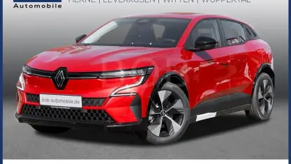 Gebraucht Renault Megane E-Tech Equilibre 160 kW (218 PS) 2023 Dezirrot Limousine