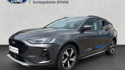 Gebraucht Ford Focus Active X 115 PS (84 kW) 2024 Grau Kombi