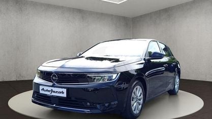 Używany Opel Astra Elegance 131 KM (96 kW) 2023 Czarny Sedan/Limuzyna