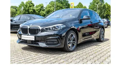 Gebraucht BMW 118 Efficient Dynamics 136 PS (100 kW) 2022 Schwarz Kleinwagen