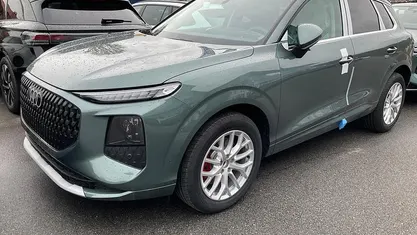 Gebraucht Audi Q3 204 PS (150 kW) 2026 SUV