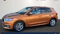 Phoenixorange premium meta... Gebraucht 2024 Skoda Fabia Selection Limousine | 23.499 € (Fairer Preis)