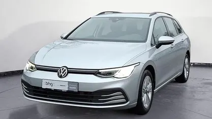 Gebraucht VW Golf VIII 131 PS (96 kW) 2023 Silber Kombi