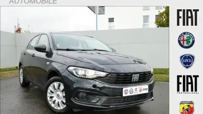 Gebraucht Fiat Tipo 131 PS (96 kW) 2024 Schwarz Limousine