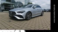 Silber Gebraucht 2023 Mercedes CLA200 AMG Line Premium Limousine | 33.750 € (Fairer Preis)